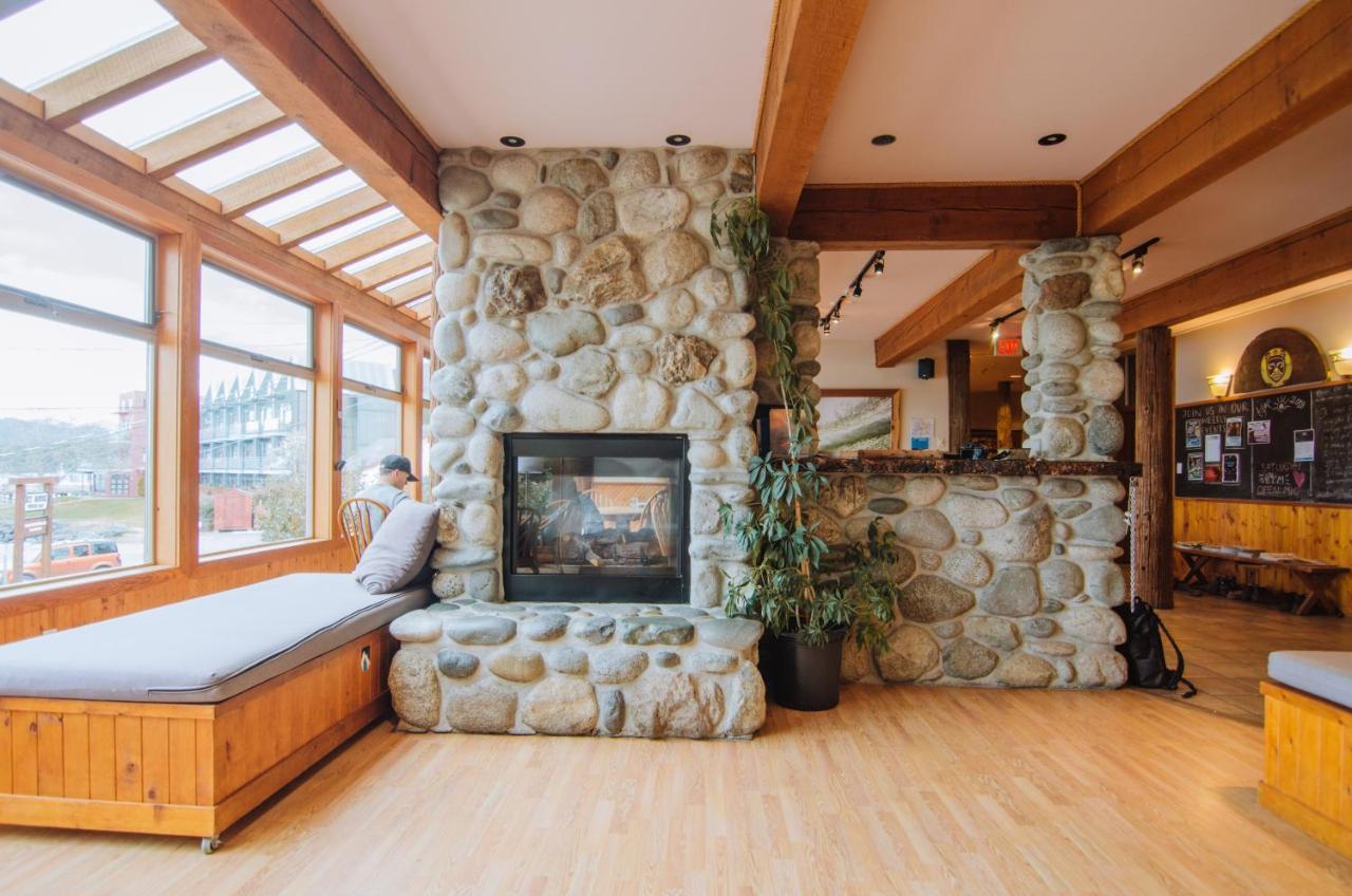 Whalers Guesthouse Tofino Exterior photo