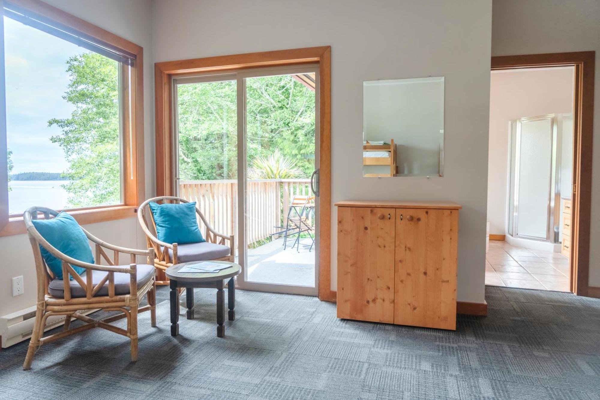 Whalers Guesthouse Tofino Exterior photo